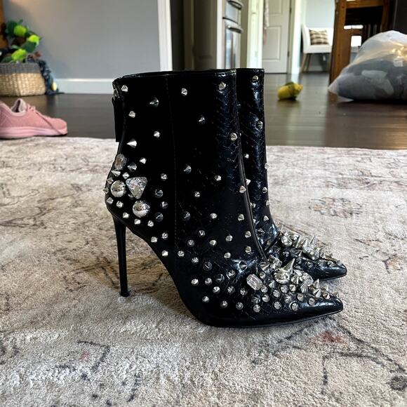 Steve Madden Women's Viceroy Embellished Spiked Dress Booties Black Size 6 EUC - Picture 4 of 13